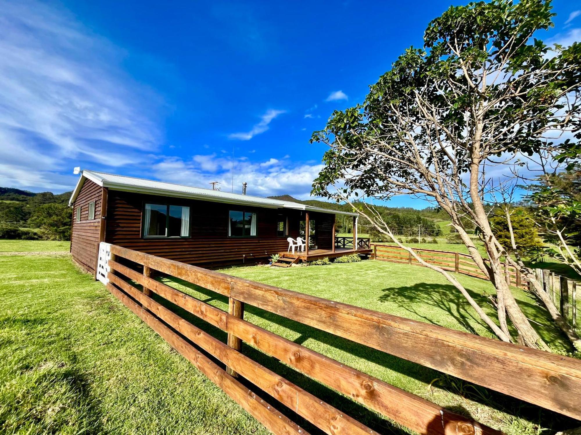White Star Station Farm Holiday Park Coromandel Exterior photo